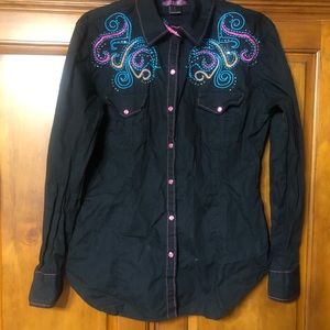 Button up cowgirl shirt